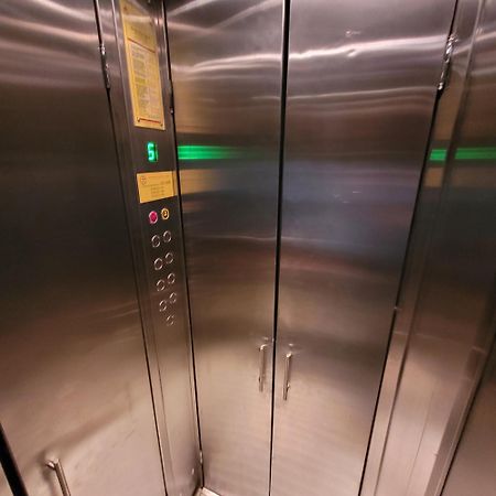 Anastasia Bratianu Apart 28B Beautiful View Self Check From 2 Pm 부쿠레슈티 외부 사진